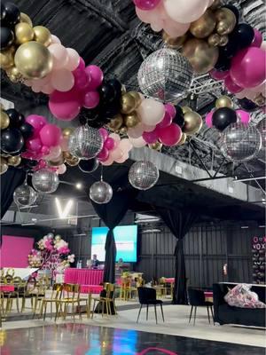 #balloonceiling #balloonarrangement #partymiami #balloonsdecor #balloonsmiami #birthdayballoon #weddingballoon #babyshower #miamidecoration #miamiballoons #balloongarland #miamieventdecor #balloonarch #balloonsdecoration #babyshowerdecor #babyshowerideas #barmitzvah #bris #birthdaydecor #welcomebaby #weddingdecor #partydecor #balloongarland #balloonart #heliumballoons #heliumballoon #helium #heliumballoonsmiami #balloonbunch