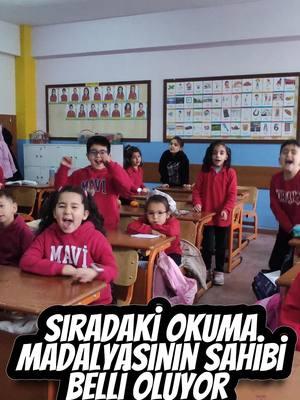 Öğrencilerimin okumasını pekiştirmek hem de okumaya teşvik amaçlı yaptığım bu videoyu mutlaka sonuna kadar izlemenizi öneririm. İzlerken heyecanlanmamak, duygulanmamak elde değil. Bir öğrenci için belki de en güzel şey okumak ve bu şekilde bir hediye almak. Bu anın değeri paha biçilemez olsa gerek. Siz ister miydiniz böyle bir videonuz, böyle bir anınız olsun? 🧿🧿🧿 . Marka ismi göründüğü için mecburen reklam . . . . . . #okumamadalyası #okumayıöğrendim #birincisınıf #artıkokuyorum #artıkokuyorumrozeti #artıkokuyorummadalyası #birincisinif #birincisınıfokumaları #ödül #okumahediyesi #madalya #miniminibirler #birincisınıföğretmeniolmak #1asınıfı #birincisinifetkinlikleri #birincisınıfetkinlikleri #kesfet #keşfet