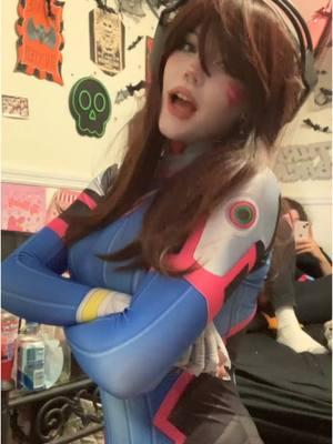 i wanna be dva #foryou #dvacosplay #overwatch #egirl #dva 