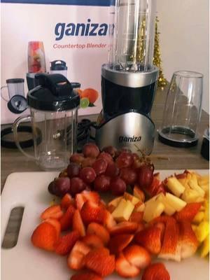 Great blender at an amazing price!! #tiktokmademebuyit #tiktokfinds #blender #fruitsmoothie #healthy 