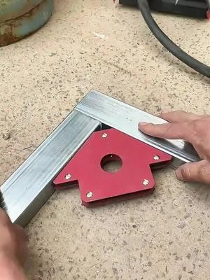 Strongmagneticweldingdurablefixer90degreemultianglerightanglemagnetlocatorweldingauxiliarytoolartifact#hardwaretools#decorationtools#highperformancepracticaltools#fixer#weldinglocator#electricweldingmachine#woodworkinghelper#weldingpositioningassistant