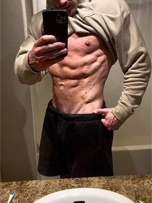 Prep Shredz hit different #bodybuilding #bodybuilder #classicphysique #npc #Skutty #YUGE #celebritybodyguard #celebritytrainer 