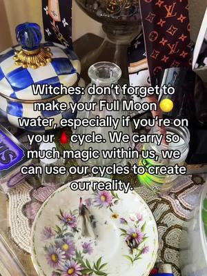 Use your 🩸  #health #periodmagic #redwitch #wolffullmoon 