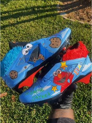 Make sure you guys follow me on instagram please. Link in bio Elmo and Cookie Monster #customcleats #customkicks #kotd #sneakerhead #customshoes #cleats #nike #nicekicks #solekraft #kicksonfire #cookiemonster #solecollector #sneakernews #igsneakercommunity #featuredartist #complexkicks #artistsoninstagram #veteranowned #create #marketing #promotion #joinnow #elmo #repost #footballcleats #football #mycausemycleats #custom #customsneakers #baseball