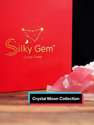 🌙✨ The Crystal Moon Collection is here! ✨🌙 Celebrate Lunar New Year and Valentine’s Day with our limited-edition collection, designed to bring a burst of flavor and love to your celebrations. Featuring exclusive crystal gems in three flavors: 🌟 Mango Tamarind 🌟 Grapefruit + Jam 🌟 Lychee + Guava (Exclusive Lunar New Year Gem Cut) Each piece is a beautiful blend of vibrant flavors and our signature crunchy crystal texture, perfect for indulging or gifting to someone special. Get your hands on this exclusive collection before it’s gone! 💖 #SilkyGem #CrystalMoonCollection #LunarNewYear #ValentinesDay #LimitedEdition #crystalcandy #candy #snack #mutraucau #kohakutou #asmr #asmreating #snack #ediblegems 