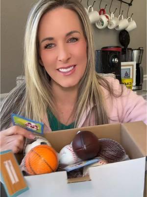 Mini sports stress balls for Valentine’s Day class party at school or daycare. #ValentinesDay #valentines #valentine #kidsvalentines #partyfavors #fidgettoys #squishies #squishyasmr #valentinesclassgifts @Joyfy-US 