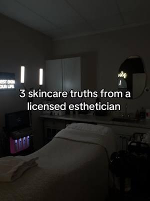 Have any skincare questions? Ask them in the comments! As a licensed esthetician I strive to give you guys the best skincare education I can so you can look and feel your best in YOUR skin ✨  #esthetics #skincare #skicnareroutine #skincaretips #facialist #aesthetician #esthetician #alaskaesthetician #licensedesthetician 