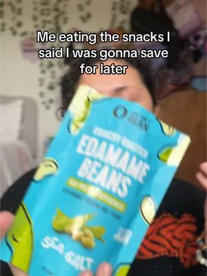 I may have the whole bag of the only bean edamame beans 😭 #theonlybean #edamame #edamamebeans #edamamesnack #fyp #snackbreak 