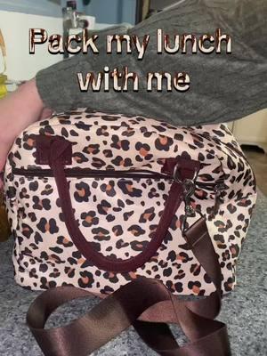 PACK MY LUNCH WITH ME #packmylunch #packmylunchwithme #packmybag #packmybagwithme #packmyworkbag #workbag #lunchboxideas #lunchbreak #lunchideas #easylunch #easylunchideas 