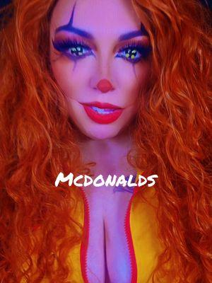 #clowncosplay #cosplay #clownmakeup #clowntok #mcdonalds 