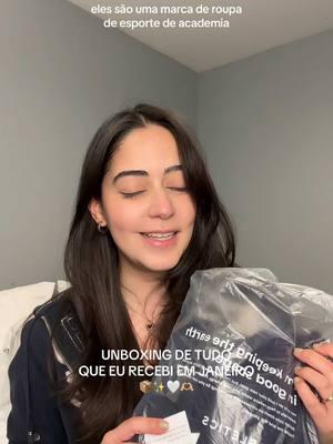 Apaixonada nos recebidos de janeiro. ✨ #refebidos #unboxing #roupa #sapato #fashiontiktok #roupadeacademia #tenis tops, tênis , tênis vermelho, looks novos, roupa de academia, fashion tiktok 