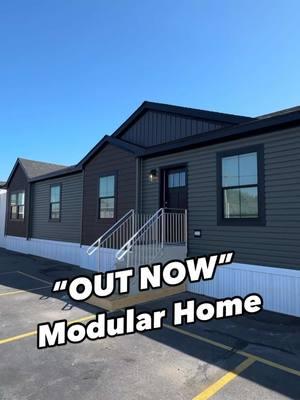 😳This BRAND NEW modular home is built by Colony Homes! This prefab house model is the “DEM3046P!” WATCH THE FULL TOUR ON THE CHANNEL FOR ALL THE INFO AND PRICING, link in bio! #modularhome #modularhouse #prefabhomes #prefabhouse #realestate #housetour #newhome 