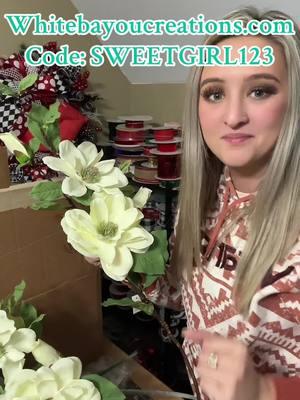 Join me tonight while we design a sunning magnolia swag! I can’t wait to see this come together and make sure you check out @White Bayou Wreaths & Supply and use the code for shopping for supplies. Hint hint there’s so 30% off valentines too! Don’t miss out. #wreath #wreathsupplies #magnolia #homedecor #farmhouse #blackandwhitecheck 