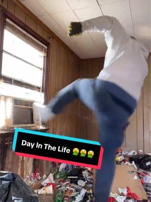 Day in the life of the most nasty job in amercia. Mike rowe dirty jobs we coming 😂😂🚨🚨😘 #dirtyjobs #Vlog #SmallBusiness #dayinmylife #2025 #fyp #foryou #explore #viral #cybca #xybca #tiktok #virginia #hoarder #dirtyhouse 