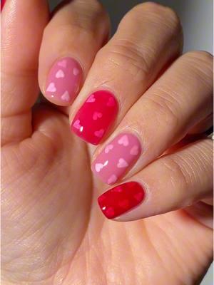 Would you try these for vday? 💋💕 #nails #nailpolish #ValentinesDay #valentinesdaynails #rednails @Elizabeth 