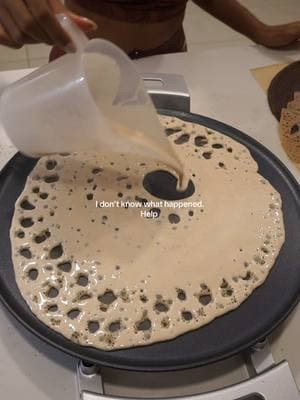 Learning how to make injera has been so difficult, especially when you live in a country where you can’t find any Habeshas 😭😭😭 What did I do wrong? #injera #ethiopianfood #habeshatiktok #ethiopiantiktok #injerachallenge #habesha #fyp 