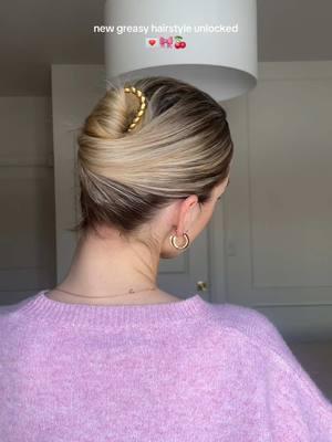 Skip wash day but keep it chic by the fabulous @Audrey using the DP Rope Pin🎀 #dppin #frenchstyle #hairpins #frenchpin #hairtrends #hairaccessoriesinspo #fashiontok #hairtutorials #hairtutorial #dirtyhairhack #dirtyhairstyle #slickedbackhair 