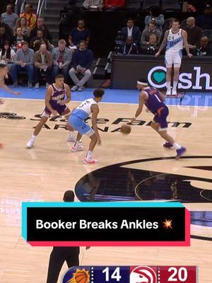 Booker hit the nasty crossover 😮‍💨 #NBA #NBAHighlights #Basketball #DevinBooker #PheonixSuns 