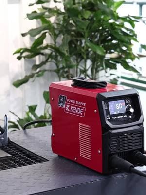 Precision welding made simple! 👨‍🏭💥 Check out this powerful welding machine in action! #WeldingPro #Metalwork#kende #manufacturer #WeldingMachine #WeldingWholesale 