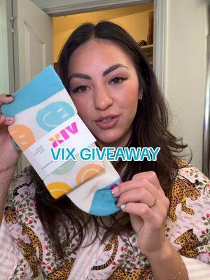 GRWM for a 12 hour nursing shift at the hospital wearing @Vix Socks 🩺🏥🧦  ⭐️ GIVEAWAY RULES: ⭐️ ⋆Follow me and VIX here on TikTok ⋆Follow me on Instagram @nissa_mariah7  ⋆ Tag a friend in the comments!  I’ll pick a winner this Friday!  #fyp #nurse #RN #nursing #grwm #nursegrwm #scrubs #figs #nursetok #nursesoftiktok #giveaway 