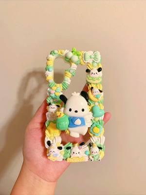 #pochacco #pochaccogirl #pochaccolover #pochaccofan #decoden #decodencases #decodencase #decodenphonecase #customphonecase #handmadephonecase #gift #giftideas #giftidea #giftideasforher #decodendaily #decodenwithdaisy #decodenwithme 