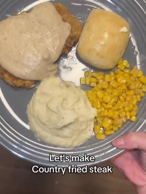 One of our favorites 🤤❤️ #dinner #homemadefood #cook #food #cooking #corn #mashedpotatoes #rolls #countryfriedsteak #meal #abcxyz #fyi #fy #fyp #dinneridea #comfortfood #gravy #kitchen 