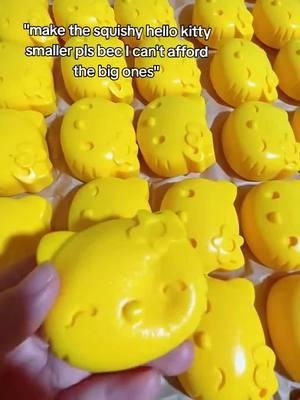 hm should we sell these small squishy hello kitty #stickysquishy #slowrisingsquishies #slowrisingsquishy 