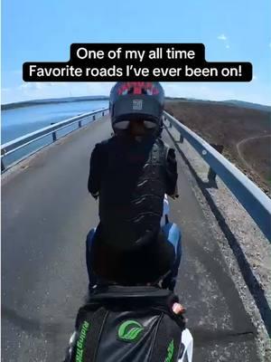 Thanks for showing me Raccoon Mountain @Mrs.Kawigvng It’s SOOO PRETTY 😍 #bike #biker #Gsxr #Gsxr750 #motorcycle #bikelife #biketok #girlsthatride #2XE4U #FYP  #foryou #trending #helmet #wheelie #killswitch #clutch #biketok #massfollowing #mountains #chattanooga #tennessee #tiktokban 