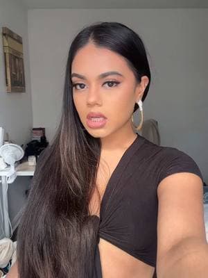 desi girl 🤝 latina makeup #latinamakeuplook #desigirl #indian #makeuptrend #southasian #indiangirl #indiantiktok #latinatiktok #latinamakeup #desi #desitok #makeuptransitions #makeupinspo #makeupidea #makeuptransformation 