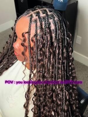 PROMOTING MY WORK BEFORE THEY TAKE TIKTOK AWAY 😩😍.  #dfwbraider #dfwhairstylist #fortworthhairstylist #fortworthbraider #bohobraids #bohoknotlessbraids #knotlessbraids #knotlessbraids #braidersontiktok #braidstutorial #fyp #fypシ゚viral 