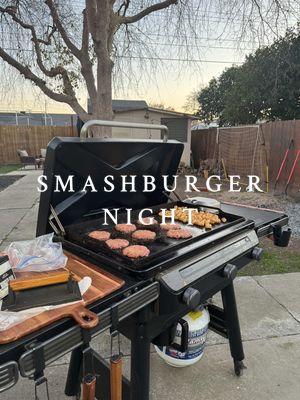 Burger night outside while the music is playing is where I love to be while my kids play! #burger #smashburger #outdoorcooking #traegergrills #motherhood #relatablemom #easydinner @Traeger Grills @Chosen Foods 