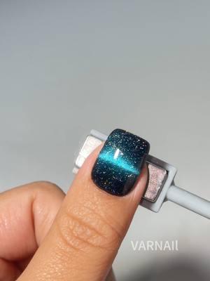 ✨🌌Simple and gorgeous! Have a try! #starrynails #winternails #glitternails #varnail #nailtips #gelpolish #naildesigns #nailart #nailtutorial #nailart #nailtutorial #nailtech 