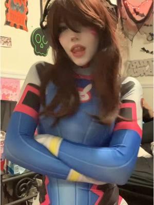 shhh #foryou #winkyface #dva #dvacosplay #overwatch #cosplay #emo #egirl