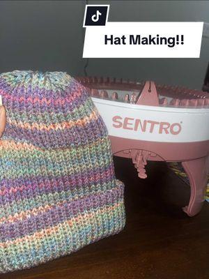 Decided to bring out my Sentro again, it’s so fun!! 😍 #Sentro #Knit 