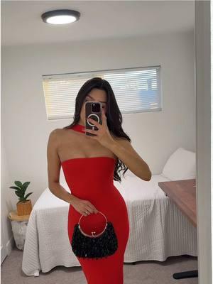 I’ve got my red dress on tonight ❤️ @bellabarnett.official use my code ULSS15 for $ off 🫶🏼 #reddress#afforableluxury#dressinspo#valentinesdaydress#datenightdress#blackandred#luxury#dressofthenight  