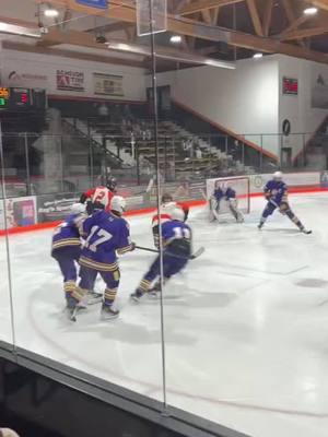 Grand Rapids scores to force overtime with Cloquet in Minnesota high school hockey action on a Tuesday night  #hockey #followthepuck #mnhockey #hockeytok #thetourney