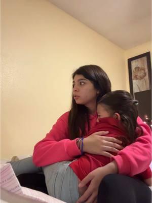 someone had a very hard morning… #rgv #956 #fyp #creatorsearchinsights #foryou #viral #palmview956 #zamarripasisters #956valley #zamarripafamily #grwm #school #hairstyles @Pablo Jr @Camelia & Khaleesi @Palmview956Oficial2.0 