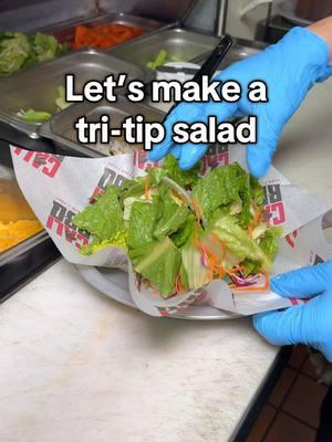 Have you ever had a tasty Tri-Tip salad 🥗 before?! It’s our Cali Tri-Tip served with tomatoes, red onions, and feta cheese on a bed of mixed greens 🥬 Place an order today 🙌 #calibbq #bbq #sandiego