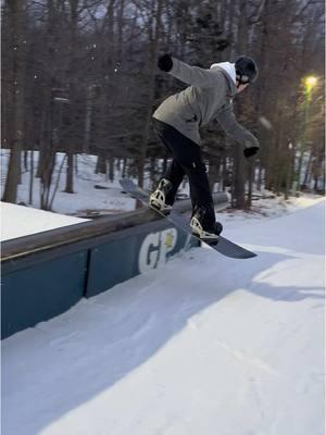 Some of the last clips before my step ons broke. #snowboarding #snowboard #snowboardtiktok #snowboard_world #burton #stepons #burtonstepons #nitro #granitepeak #hike #snow #winter #Outdoors #wisconsin #fyp #fypage #fypシ゚viral #foryou #foryoupage #viralvideo #viraltiktok #trending #discover #explore 