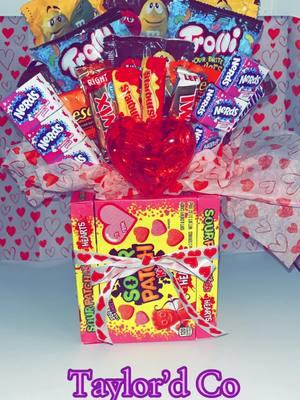 PERFECT!!! Valentines Day Candy Bouquet #taylordco #ValentinesDay #valentines #valentinesdaygift #candybouquet #bouquet @Taylor’d Co. 