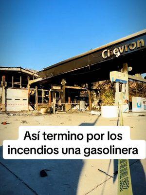 Así termino una gasolinera Chevron que fue consumida por el incendio en Altadena, California. #gasolinera #incendio #ultimahora #altadenafires #altadenacalifornia #incendiosforestales #davidvaladez #chevron #chevrongas #viralvideo 