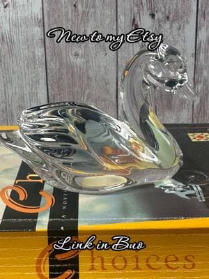 New to Etsy✨Beautiful Princess House Pets Crystal Swan 🦢 #homedecor #vintag 