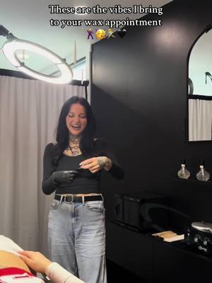 No need to worry about your wax appt we literally just laugh and vibe the whole time 🙂‍↕️ #estheticiantiktok #wilmingtonesthetician #wilmingtonwaxer #wilmingtonnc #estheticiandayinthelife #waxing #brazilianwaxing #estheticianvlog #estheticiansoftiktok #brazilianwaxtrainingnc 