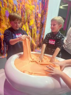 #sloomooinstitute #sime #boys #boymom #slimeshop 