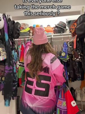 I have no chill when it comes to the EDM merch game #edmtiktok #edm #ravetok #basshead #festival #festivalseason #lostlands #losandsfestival #headbanger #festivalfashion #raveoutfit #elev808 #bassbanditsociety #bbs #sunshineattire #inzo #gri 