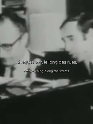 "Il portait un feutre taupé Il parlait par onomatopées Il buvait des cafés frappés Avec des pailles" 🎶 Le feutre taupé - Charles Aznavour et Pierre Roche  #charlesaznavour #pierreroche #duo #chansonfrançaise 