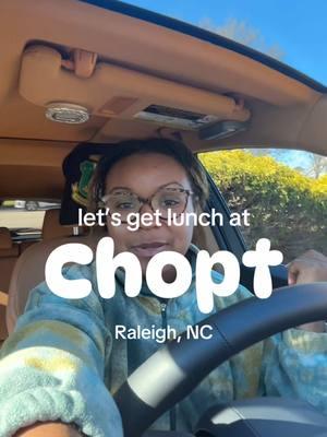 love love love any reason to have a lunch & yap sesh with my #1 homegirl (my mommy) ❤️ anybody who knows me personally knows I used to go feral over Chopt when I lived in midtown Raleigh…like literally getting it 2-3x/week. this hurt me a lil ngl  I guess I’m fully in my Farmside Kitchen era now 🥹 #chopt #fallsofneuse #raleighfood #drlys #raleighnc #farmsidekitchen #raleighrestaurants 