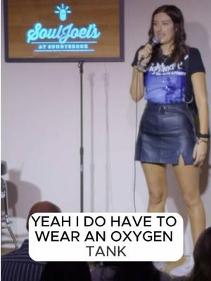 Playing my favorite game of “let’s see how long I can go without addressing my disease until they’re all uncomfy” (19 minutes into my set this time) . . #cysticfibrosis #cf #cysticfibrosisawareness #cysticfibrosisfighter #oxygen #oxygentank #philly #philadelphia #eagles #gobirds #comedy #standup #standupcomedy #comedian #femalecomedian #terminalillness #chronicillness