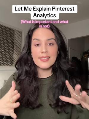 Let me explain Pinterest analytics from the perspective of somebody who makes money with her blog!! impressions, outbound clicks, enagagement rate, saves. I will explain how you should use this information as a new blogger. #pinterestanalytics #pinterestimpressions #pinterestmarketing #pinterestmarketingexperts #malenapermentier #LearnOnTikTok 