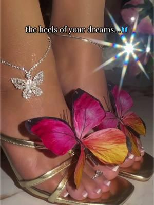 In our wildest fantasy!🦋✨🩷 #misslola #shoelover #heelslove #bdayheels #heelstryon #butterfly #heelsaddict 